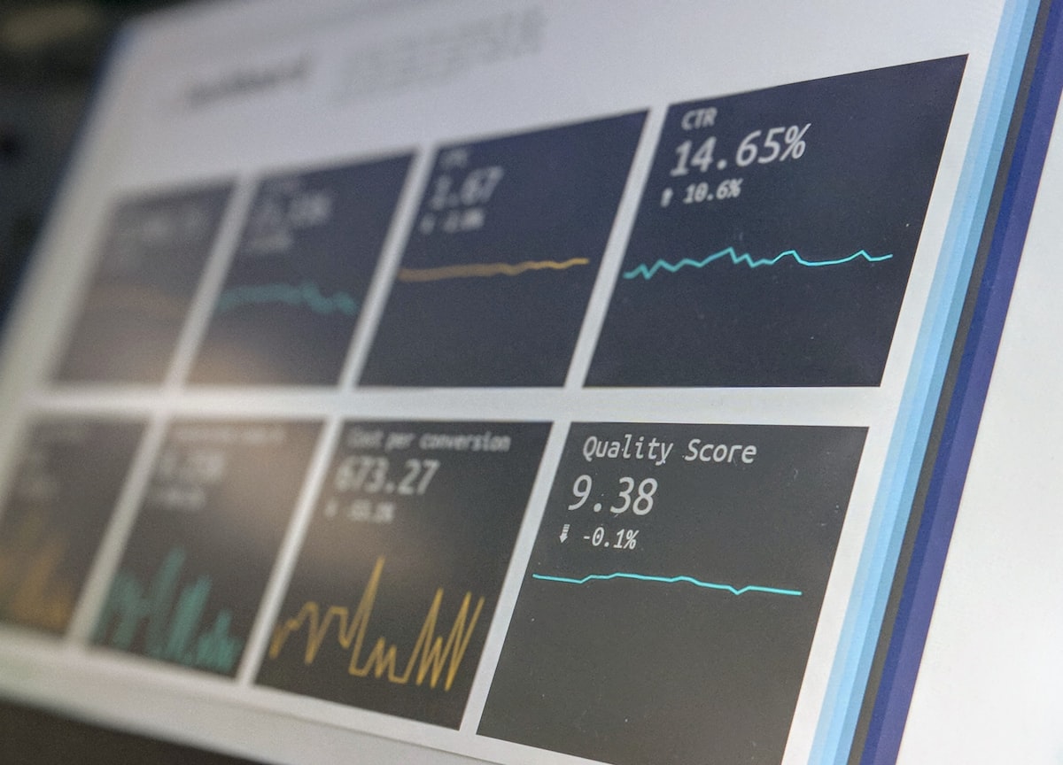 Equipos alineando operativa y datos